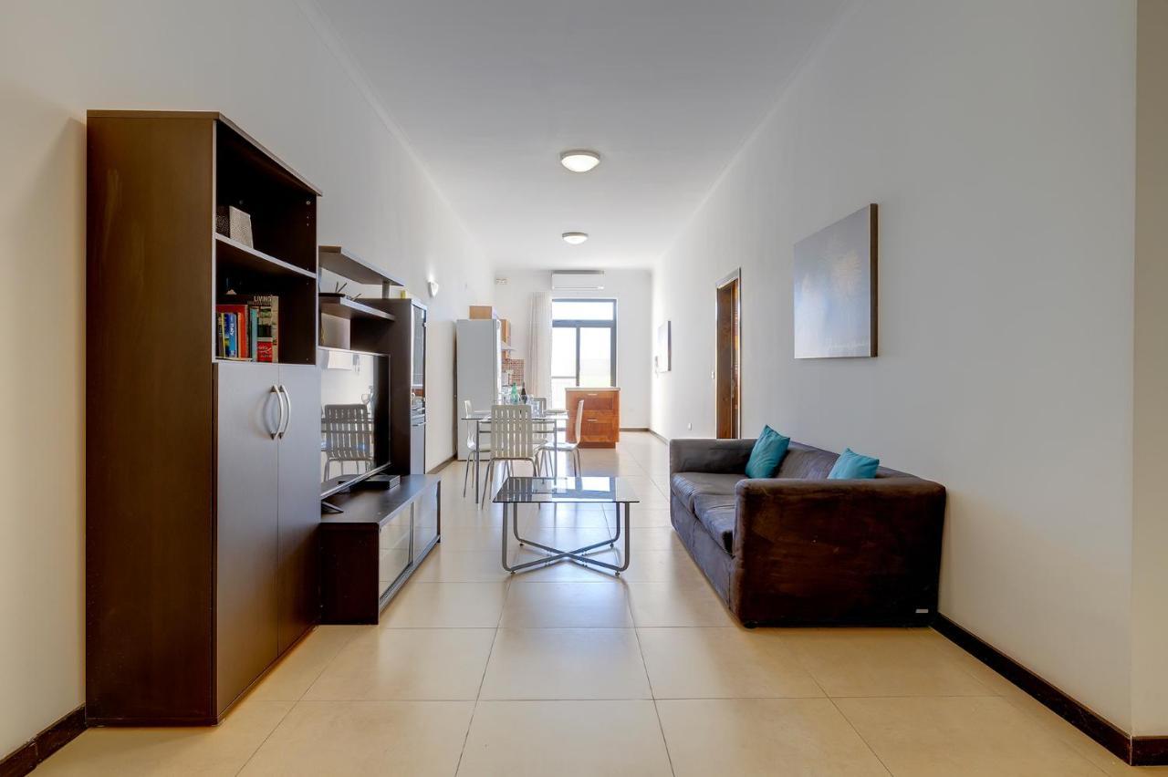 Modern 2 Bedroom Maisonette In Central Sliema Dış mekan fotoğraf