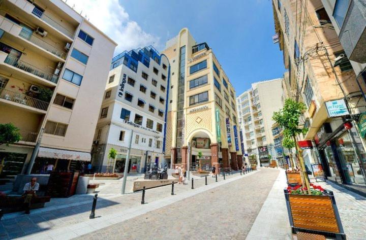Modern 2 Bedroom Maisonette In Central Sliema Dış mekan fotoğraf